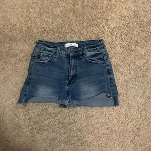 Blue wash denim shorts